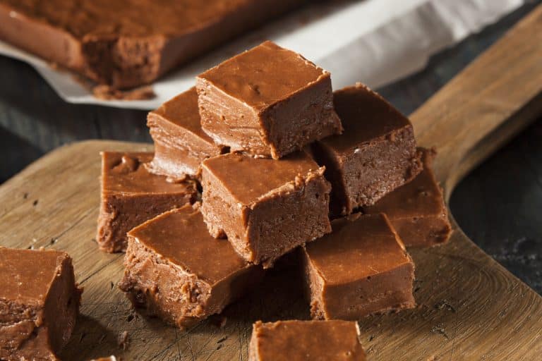 fudge recette chocolat gâteau fondant carrés