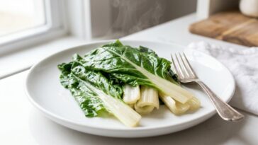 « Je jetais les tiges de mes blettes et ne gardais que les feuilles » : personne ne m'avait dit que 10 minutes de cuisson ...