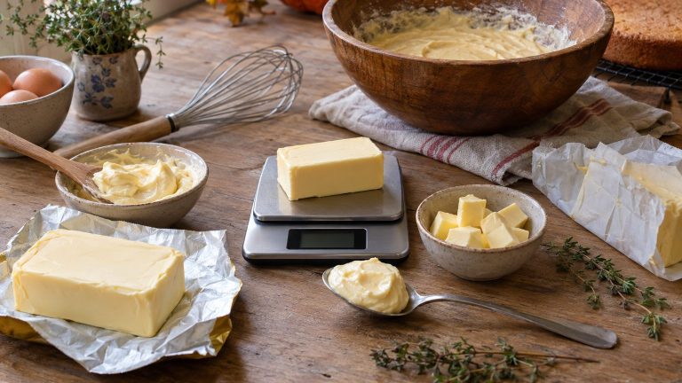 Remplacer le beurre par de la margarine : quelle quantité ?